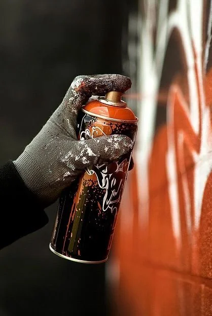Technique bombe aerosol — Clem&Natha